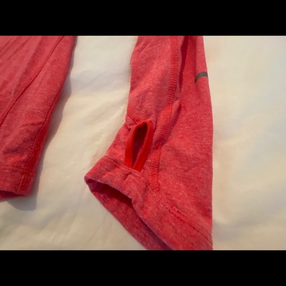 Nike dri-fit pink half zip - Picture 4 of 4